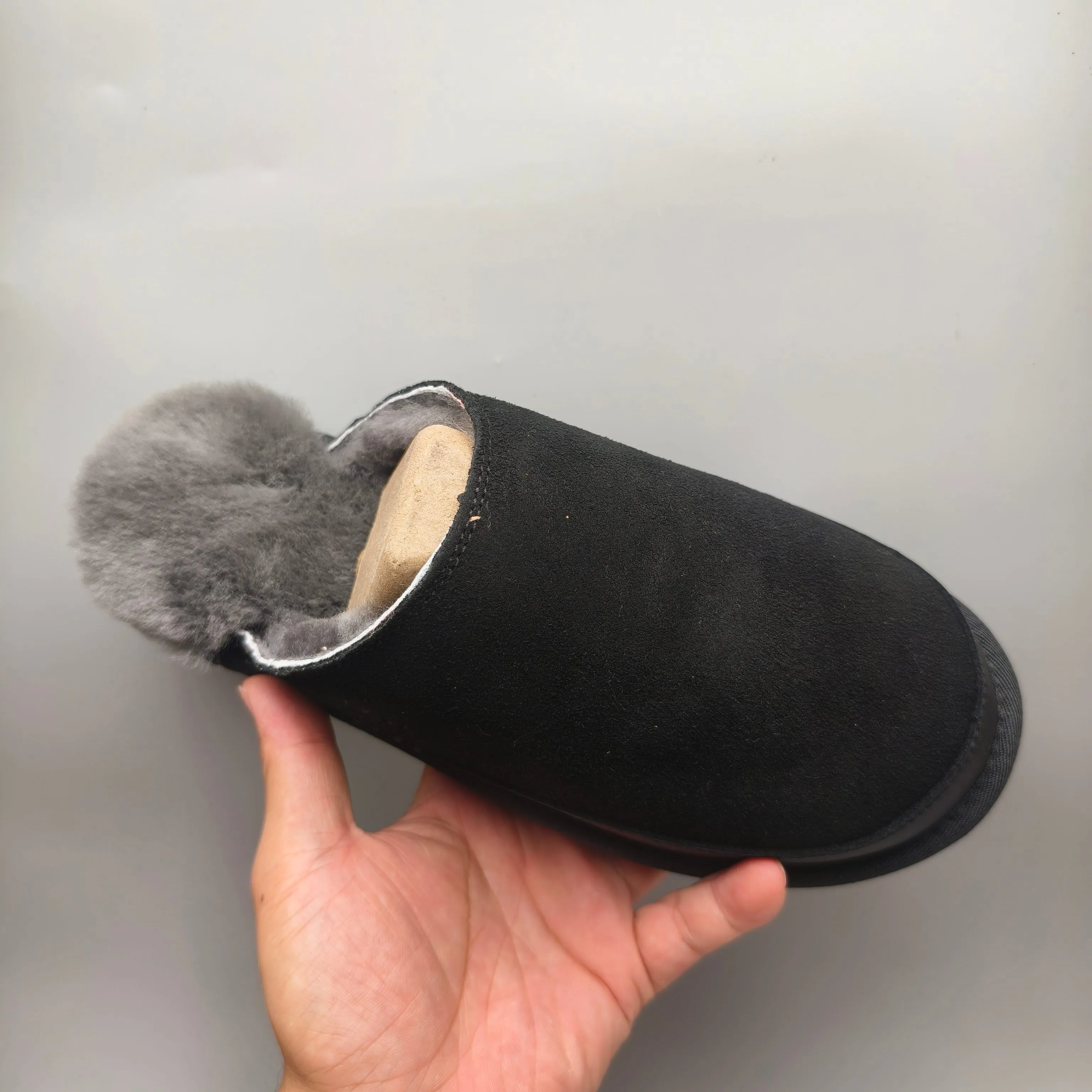 💰440 UGG sheepskin all-in-one snow boots 4585 ultra-light casual fur flip flops men's shoes color: maroon black matching size: 40-45
